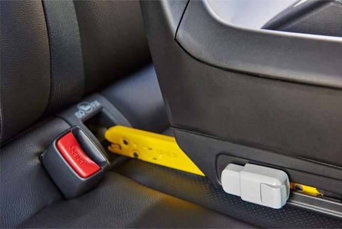 Criação do sistema ISOFIX